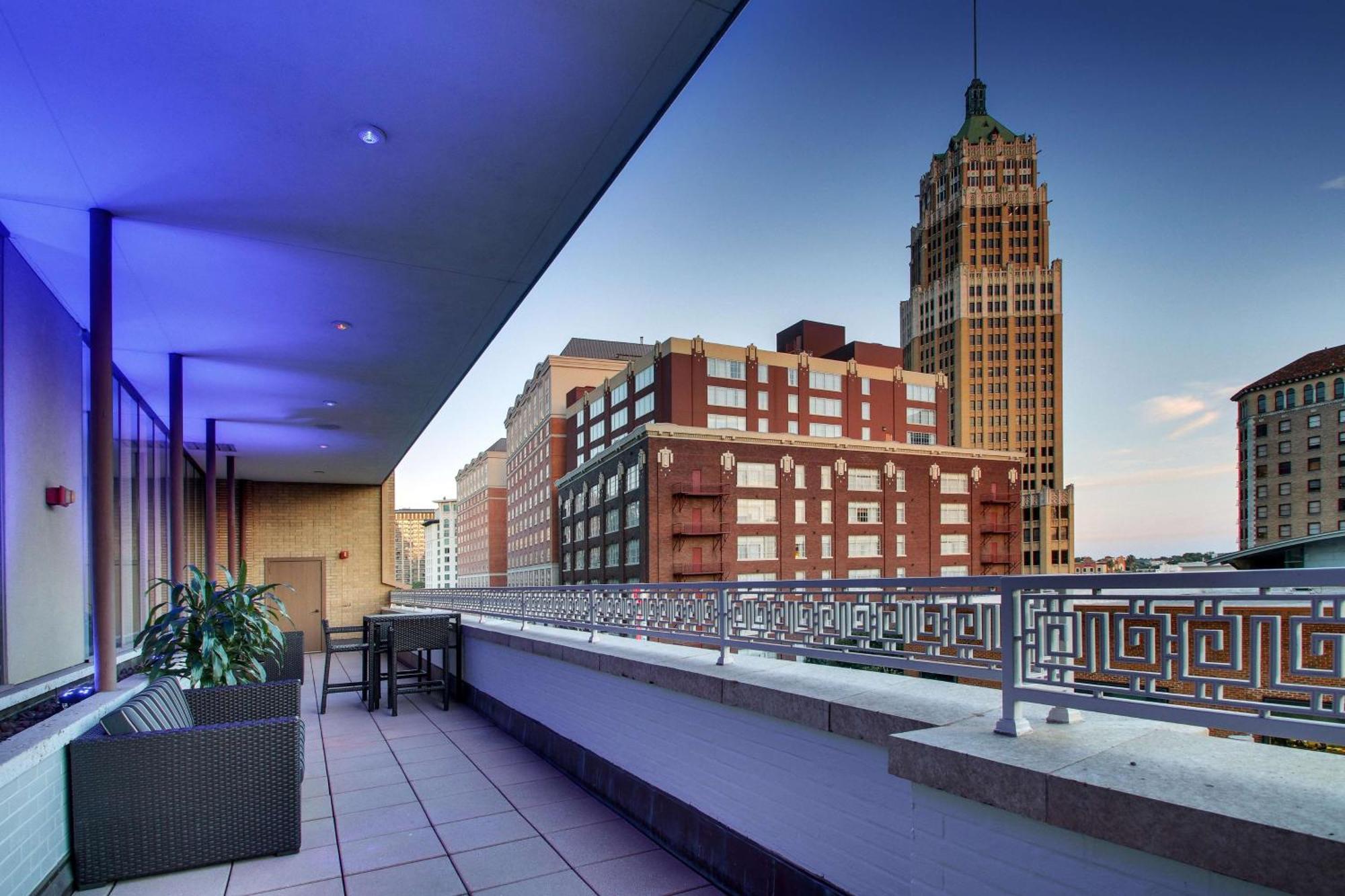 Drury Plaza Hotel San Antonio Riverwalk Exteriér fotografie